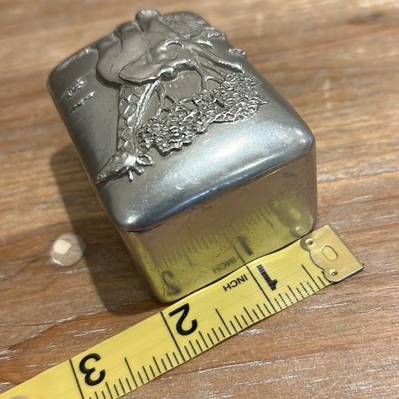 Vintage Pewter Elephant Trinket Box - Picture 11 of 17